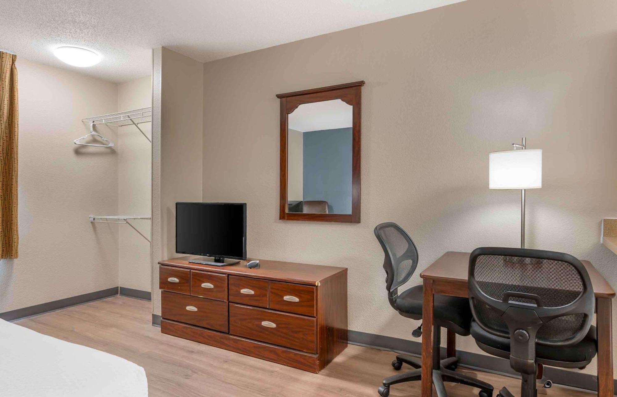 เอ็กซ์เทนด์ สเตย์ อเมริกา ฟอร์ตเวย์น-เซาท์ Hotel Ellisville ภายนอก รูปภาพ